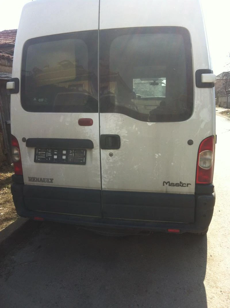 Renault Master 2,5-3,0 DCI - изображение 2