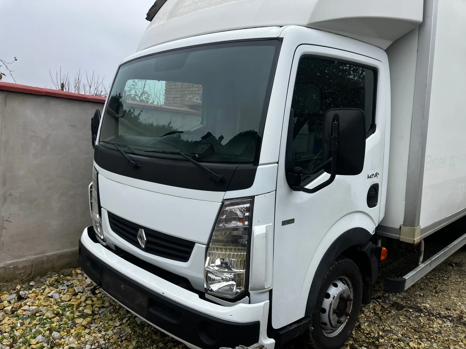 Renault Maxity Фургон с борд - изображение 2