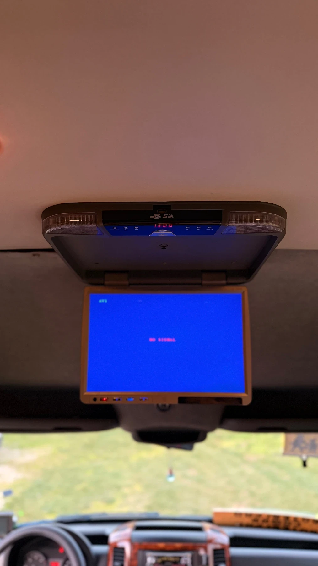 VW Crafter 2.5TDI 163кс, снимка 11 - Бусове и автобуси - 53788125