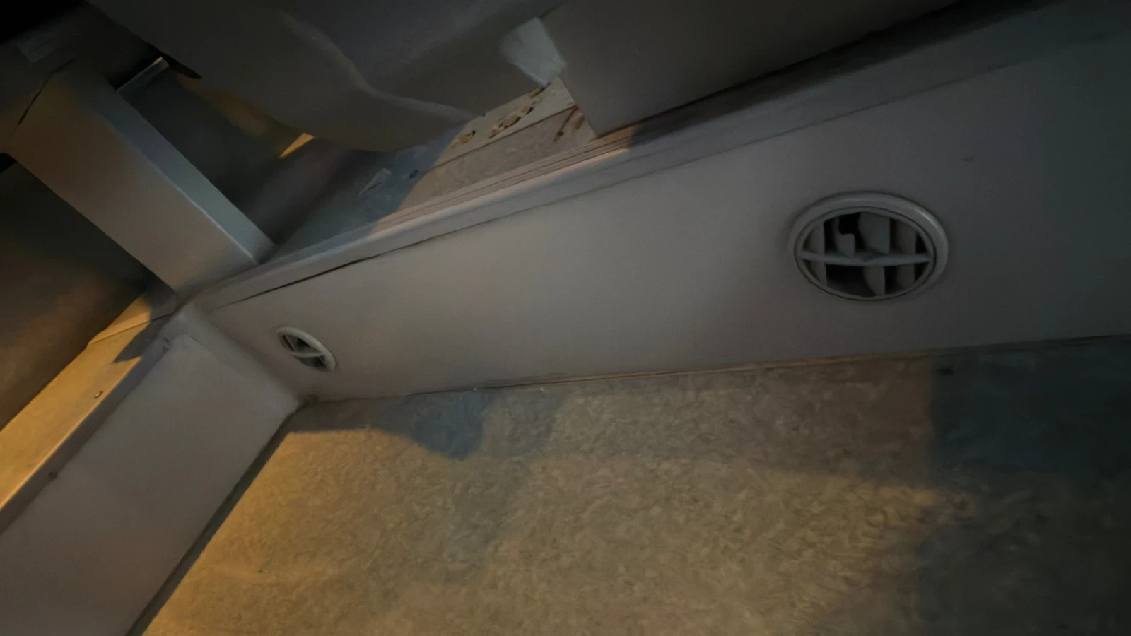 VW Crafter 2.5TDI 163кс, снимка 11 - Бусове и автобуси - 53788125