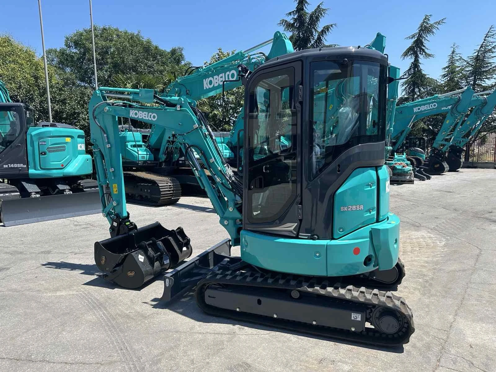 Багер Kobelco SK26SR-7, снимка 1