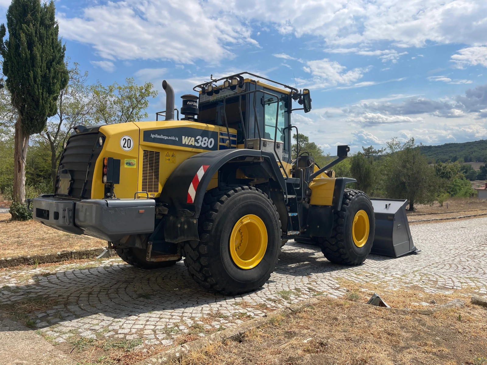 Челен товарач Komatsu WA 380 ЛИЗИНГ - изображение 7
