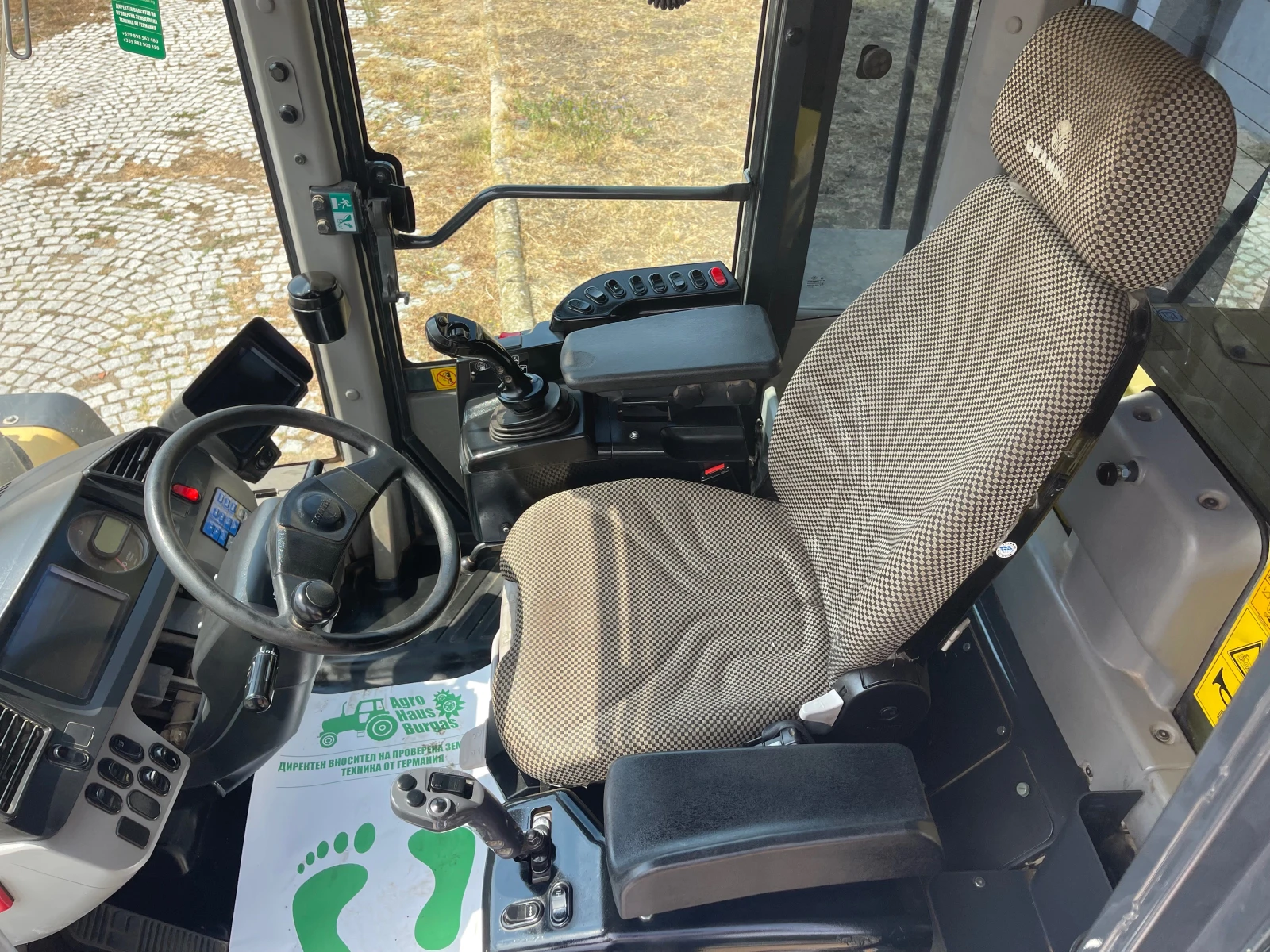   Komatsu WA 380  | Mobile.bg   11