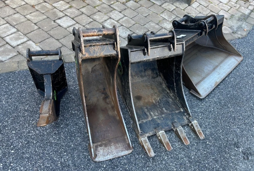 Багер Volvo ECR25D, снимка 12 - Индустриална техника - 54916496