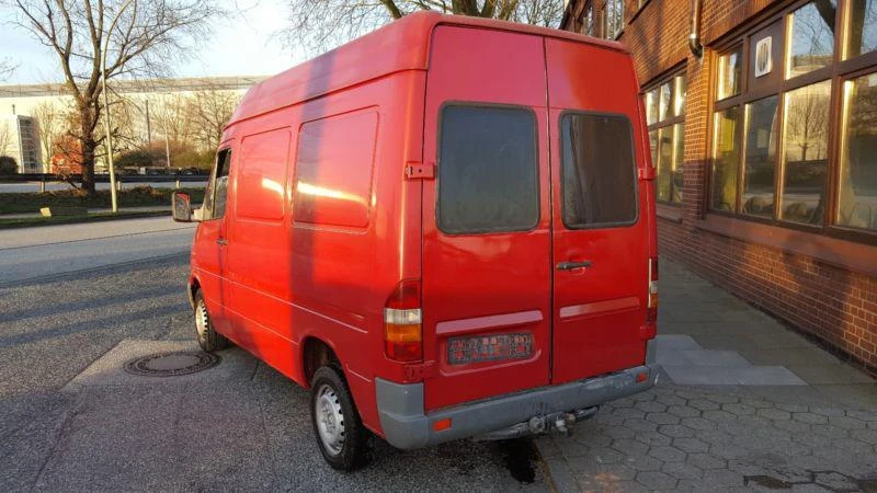 Двигател за Mercedes-Benz Sprinter 208, снимка 2 - Части - 49502790