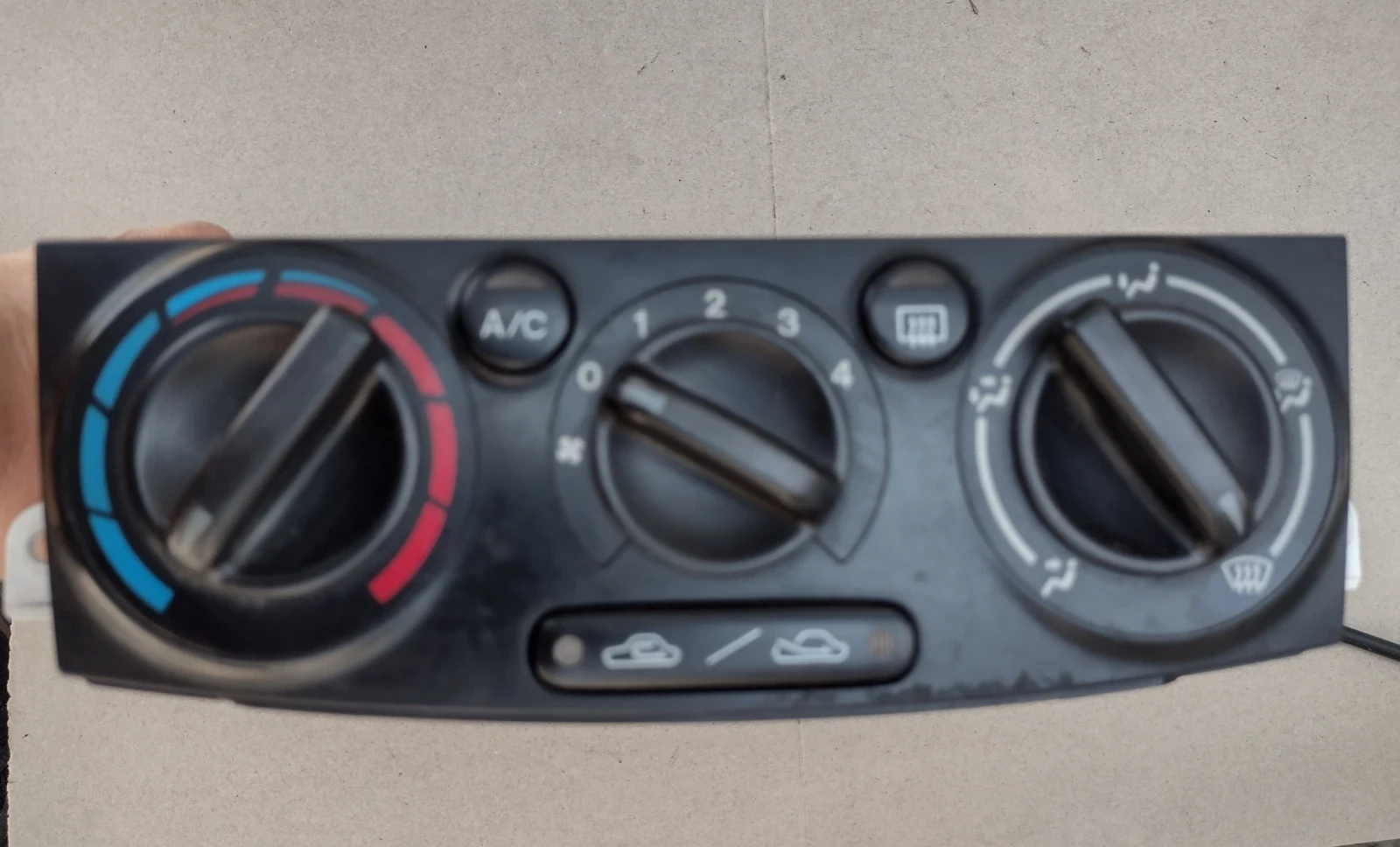 PLC94B 4J27   Mazda MPV II (1999-2006)  P LC94B 4J27 | Mobile.bg   1