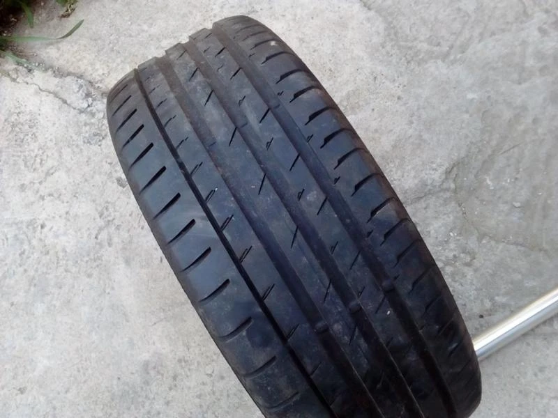 Гуми Летни 225/50R17, снимка 2 - Гуми и джанти - 18580569