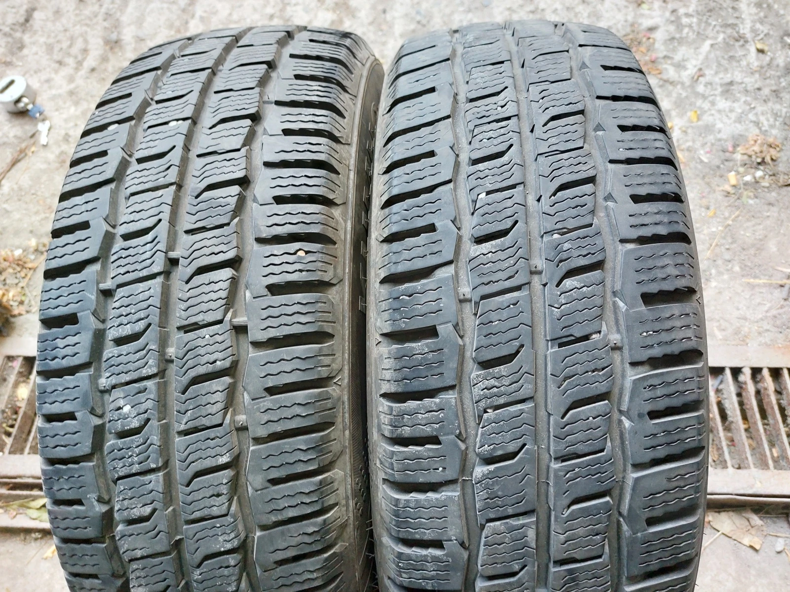 ���� 215/65R16 | Mobile.bg � ����������� 1