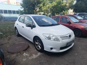 Toyota Auris 1, 33, снимка 2