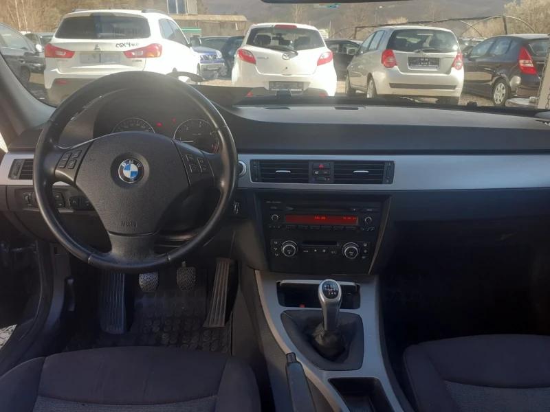 BMW 318 2.0tdi 122k.c. 6скорости, снимка 13 - Автомобили и джипове - 44875803