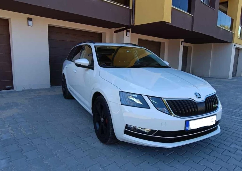 Skoda Octavia 2.0 TDI-DSG-7, снимка 2 - Автомобили и джипове - 47260303