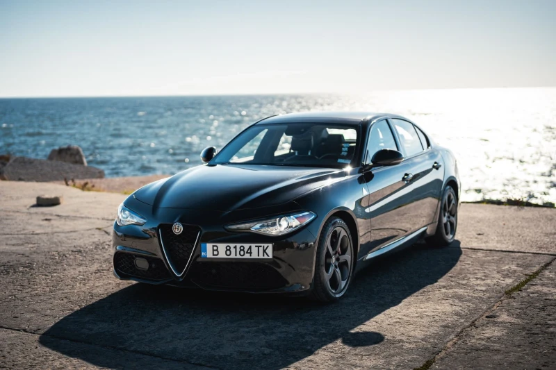 Alfa Romeo Giulia Q4 Veloce 2.0T, снимка 2 - Автомобили и джипове - 47480997