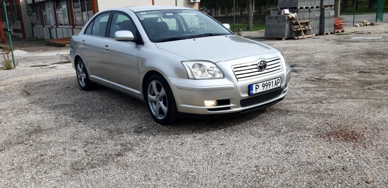 Toyota Avensis 1.8, снимка 2 - Автомобили и джипове - 47565915