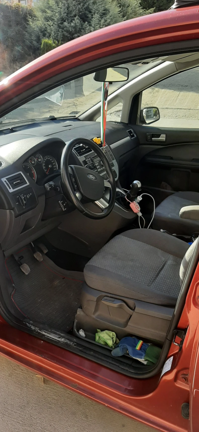 Ford C-max, снимка 12 - Автомобили и джипове - 47833120