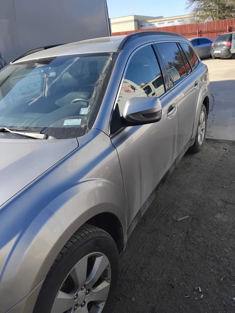 Subaru Outback, снимка 2 - Автомобили и джипове - 49168703