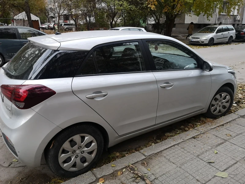 Hyundai I20, снимка 3 - Автомобили и джипове - 49517340