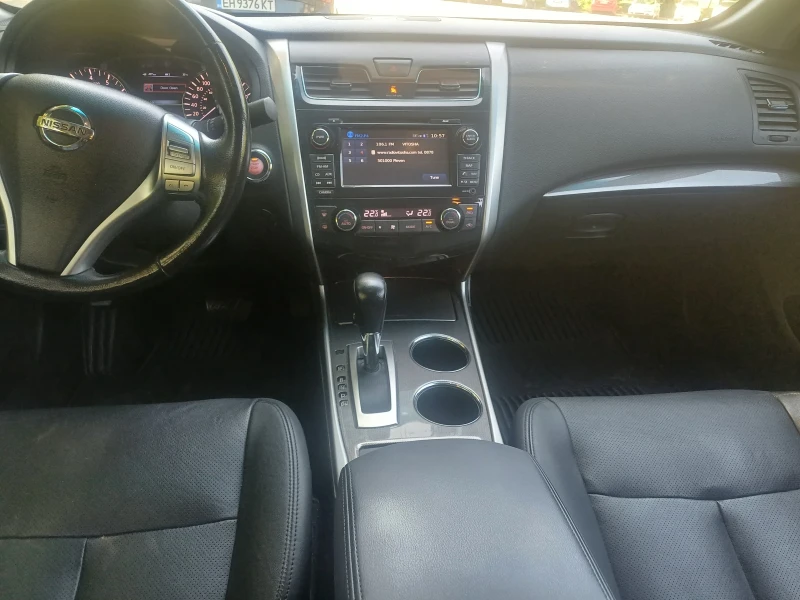 Nissan Altima 2.5 SL, снимка 6 - Автомобили и джипове - 49600143