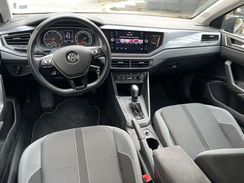 VW Polo R-Line, снимка 8 - Автомобили и джипове - 53155916