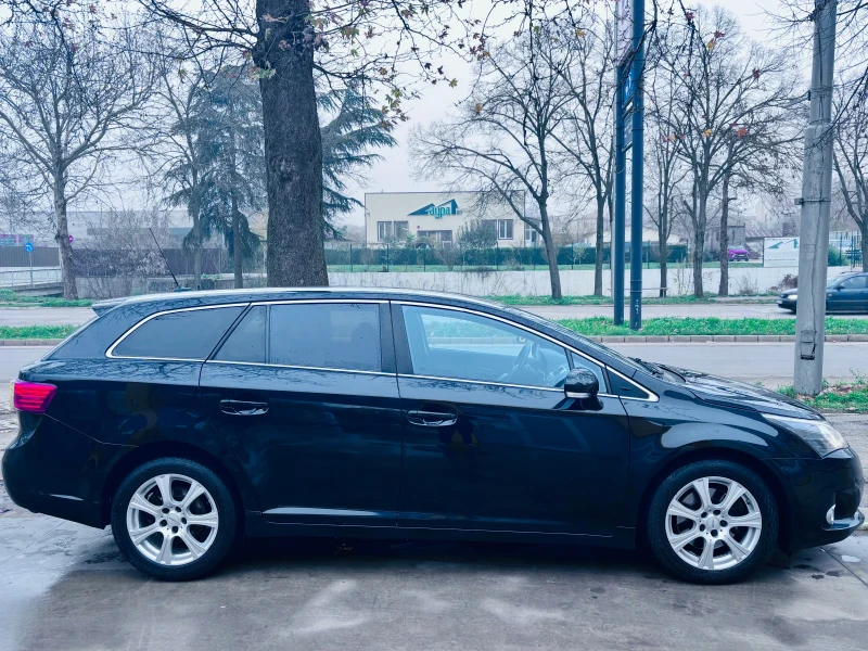 Toyota Avensis Keyless-Kamera-Navi, снимка 6 - Автомобили и джипове - 52576090