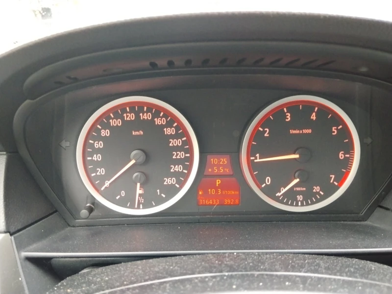 BMW 525, снимка 12 - Автомобили и джипове - 52886444