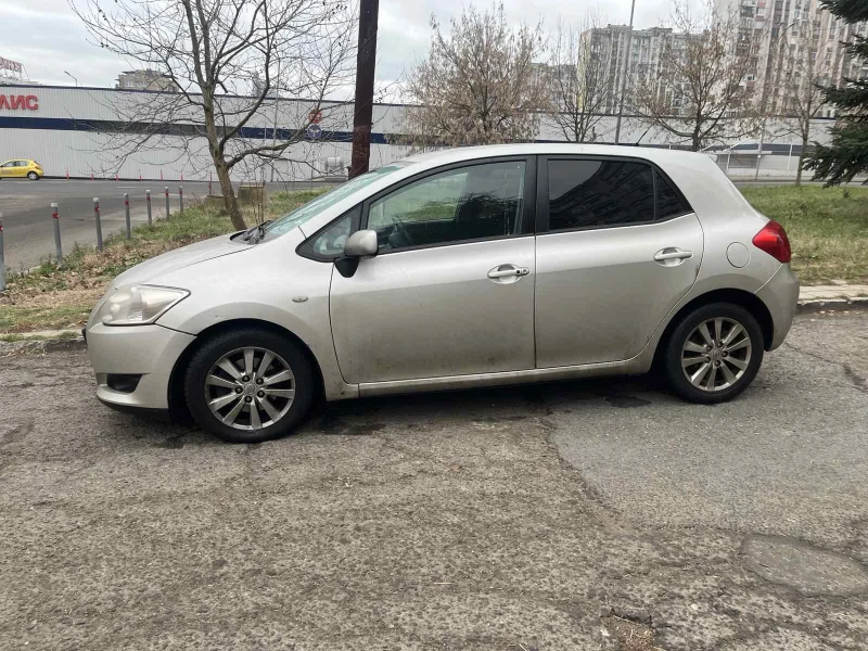 Toyota Auris D4D 126PS, снимка 13 - Автомобили и джипове - 53181198