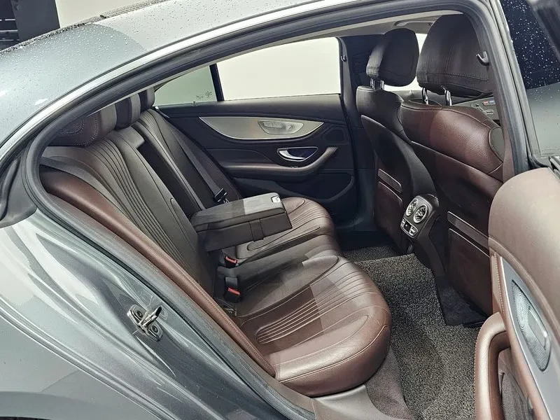 Mercedes-Benz CLS 400, снимка 11 - Автомобили и джипове - 54288687