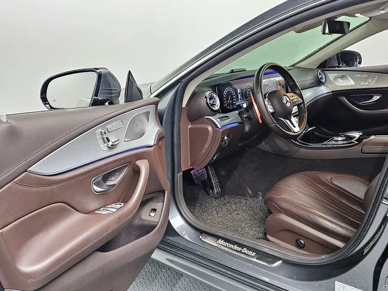 Mercedes-Benz CLS 400, снимка 10 - Автомобили и джипове - 54288687