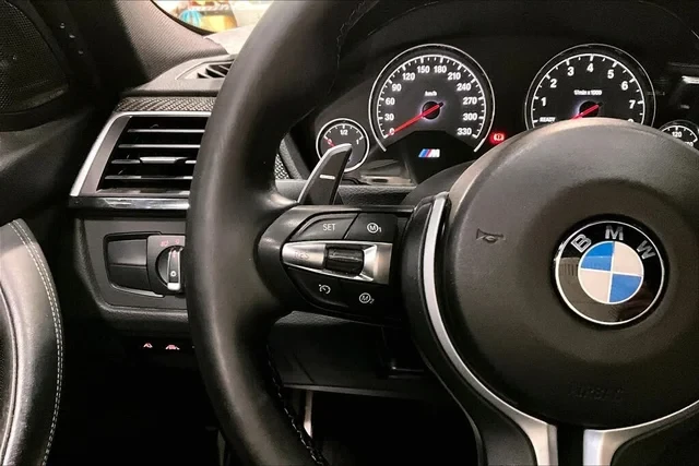 BMW M3 CARBON/ПЪЛНО ОБОРУДBАНЕ, снимка 10 - Автомобили и джипове - 54997173