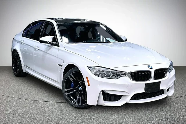 BMW M3 CARBON/ПЪЛНО ОБОРУДBАНЕ, снимка 2 - Автомобили и джипове - 54997173