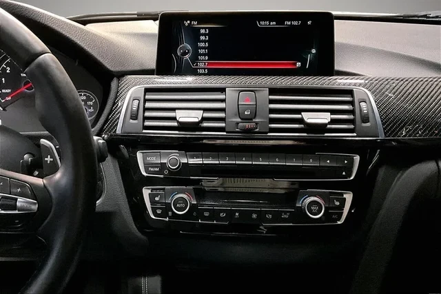 BMW M3 CARBON/ПЪЛНО ОБОРУДBАНЕ, снимка 7 - Автомобили и джипове - 54997173