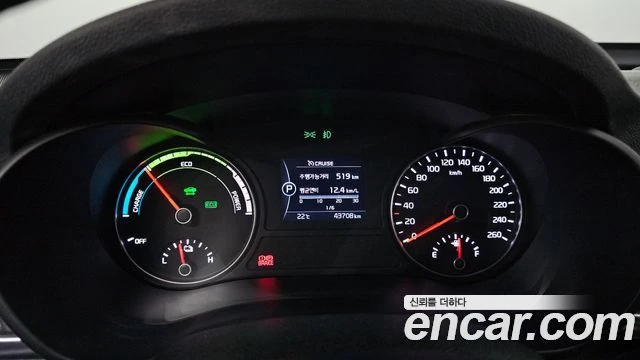 Kia K5, снимка 8 - Автомобили и джипове - 56082476