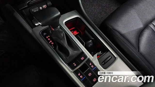 Kia K5, снимка 9 - Автомобили и джипове - 56082476
