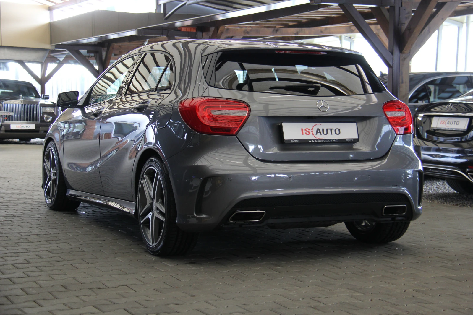 Mercedes-Benz A 45 4Matic AMG Speedshift 7G-DCT - изображение 5