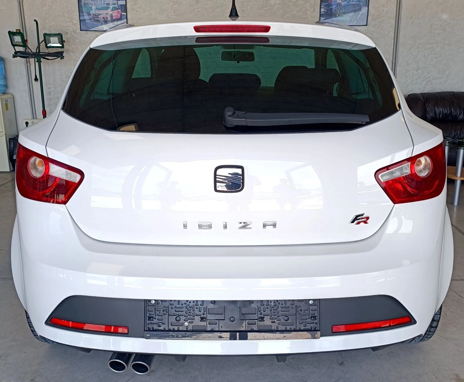 Seat Ibiza FR 2.0TDI - изображение 6