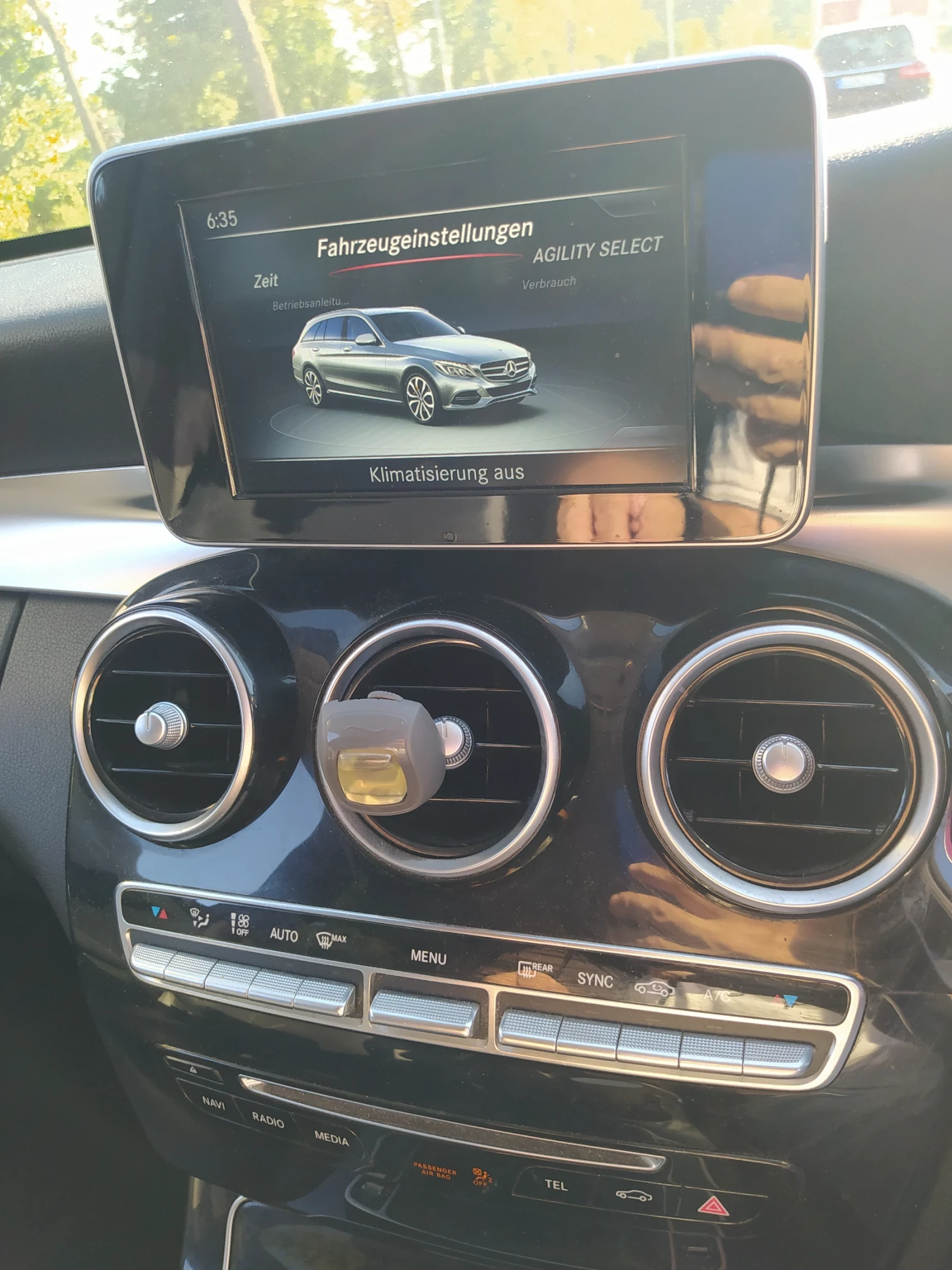 Mercedes-Benz C 220 SE BlueTec Executive - изображение 9