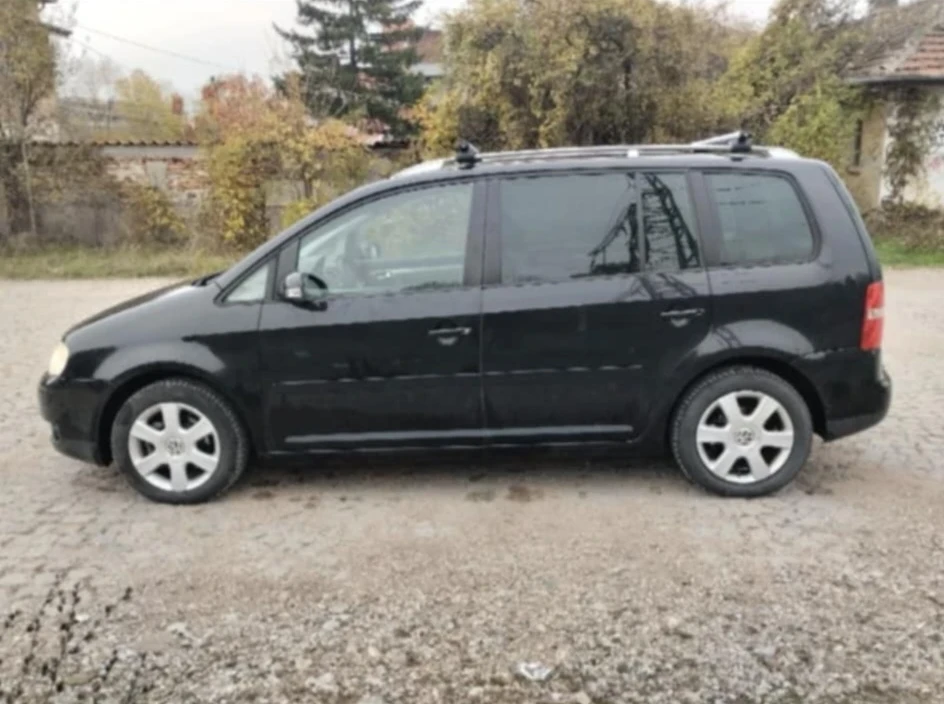 VW Touran  - изображение 2