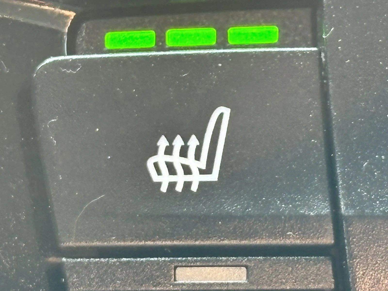 BMW 116 2.0D/SPORT/FACE/PODGREV/SERVIZNA ISTORIA/UNIKAT | Mobile.bg — изображение 16