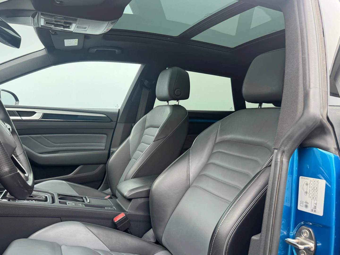 VW Arteon PA R-Line 1.4 eHybrid OPF DSG - изображение 7