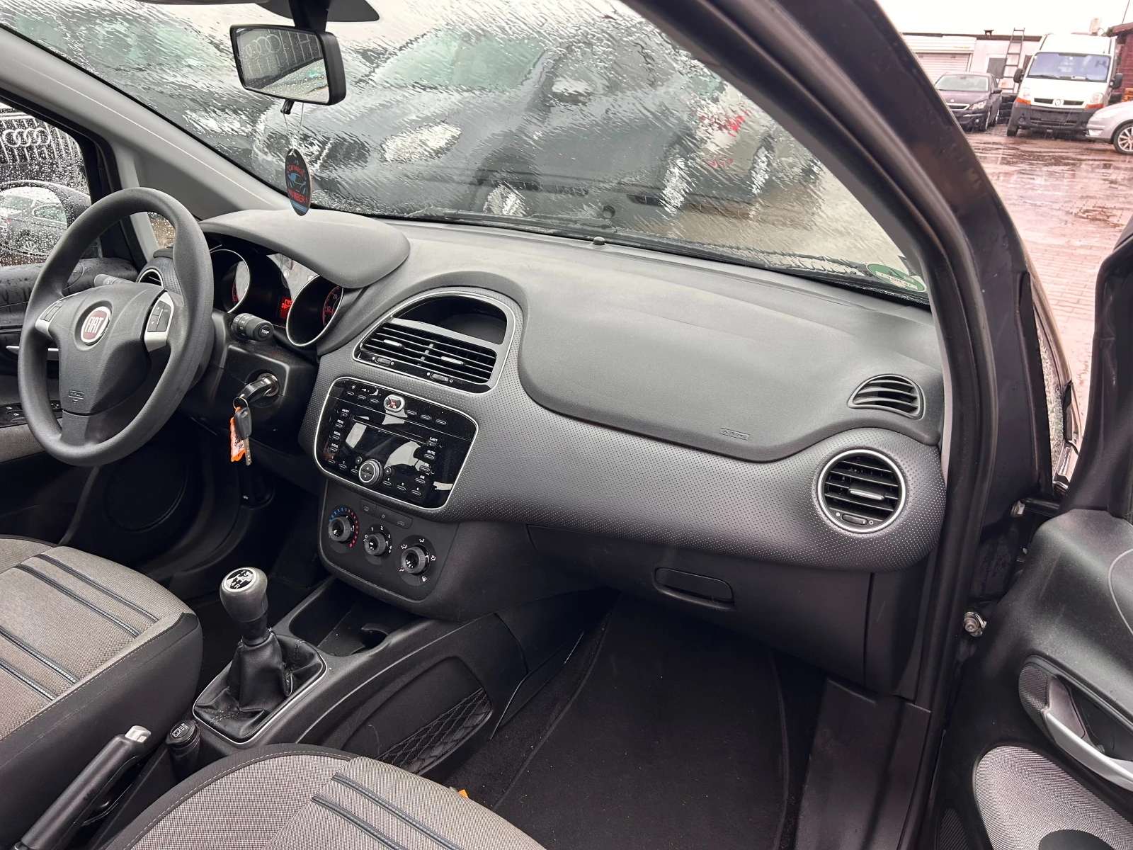 Fiat Punto EVO 1.3MJET EURO 5 - изображение 10