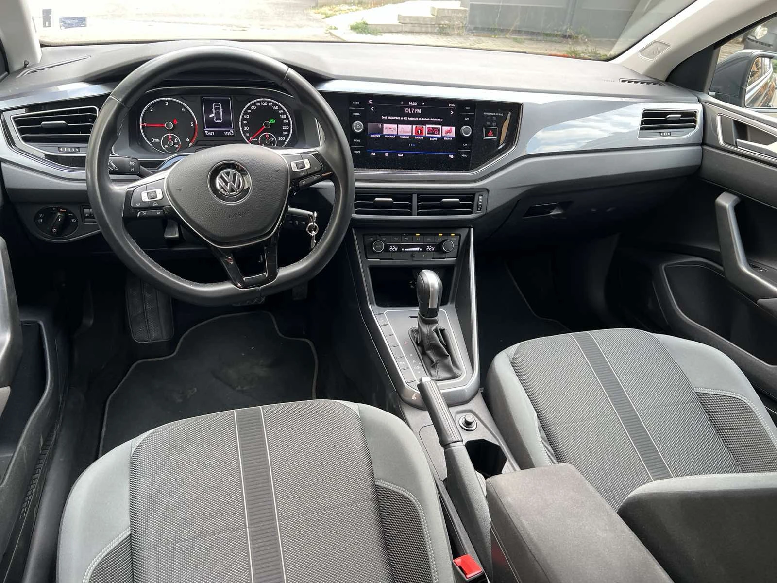 VW Polo R-Line - изображение 8