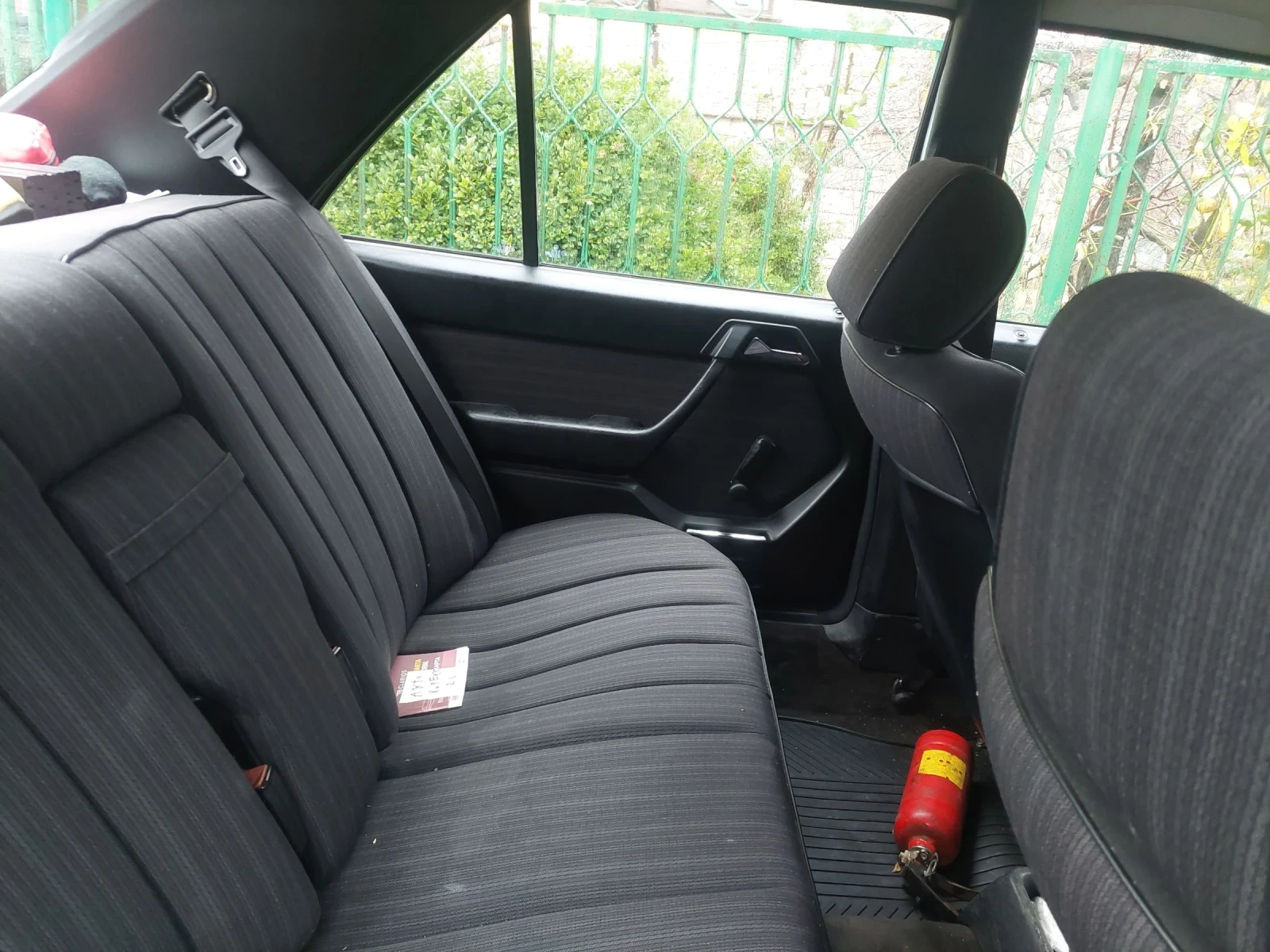 Mercedes-Benz 124 230e  - изображение 5