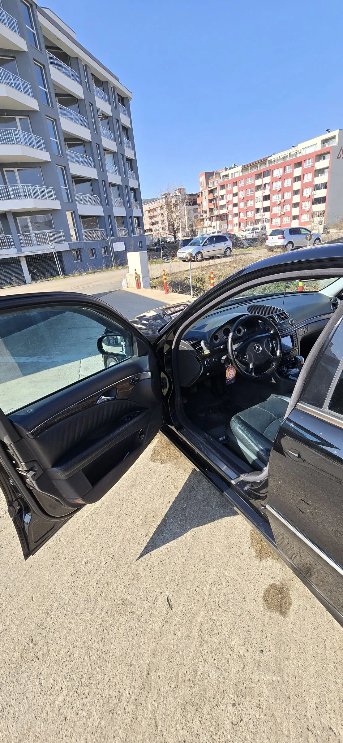 Mercedes-Benz E 270 Mercedes E270 CDI Avangard, снимка 10 - Автомобили и джипове - 53744274