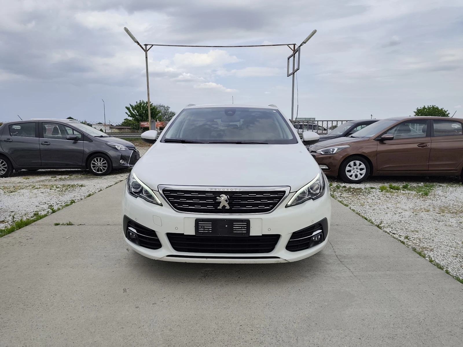 Peugeot 308 1.6HDI, 120кс, Allure, снимка 2 - Автомобили и джипове - 54882016