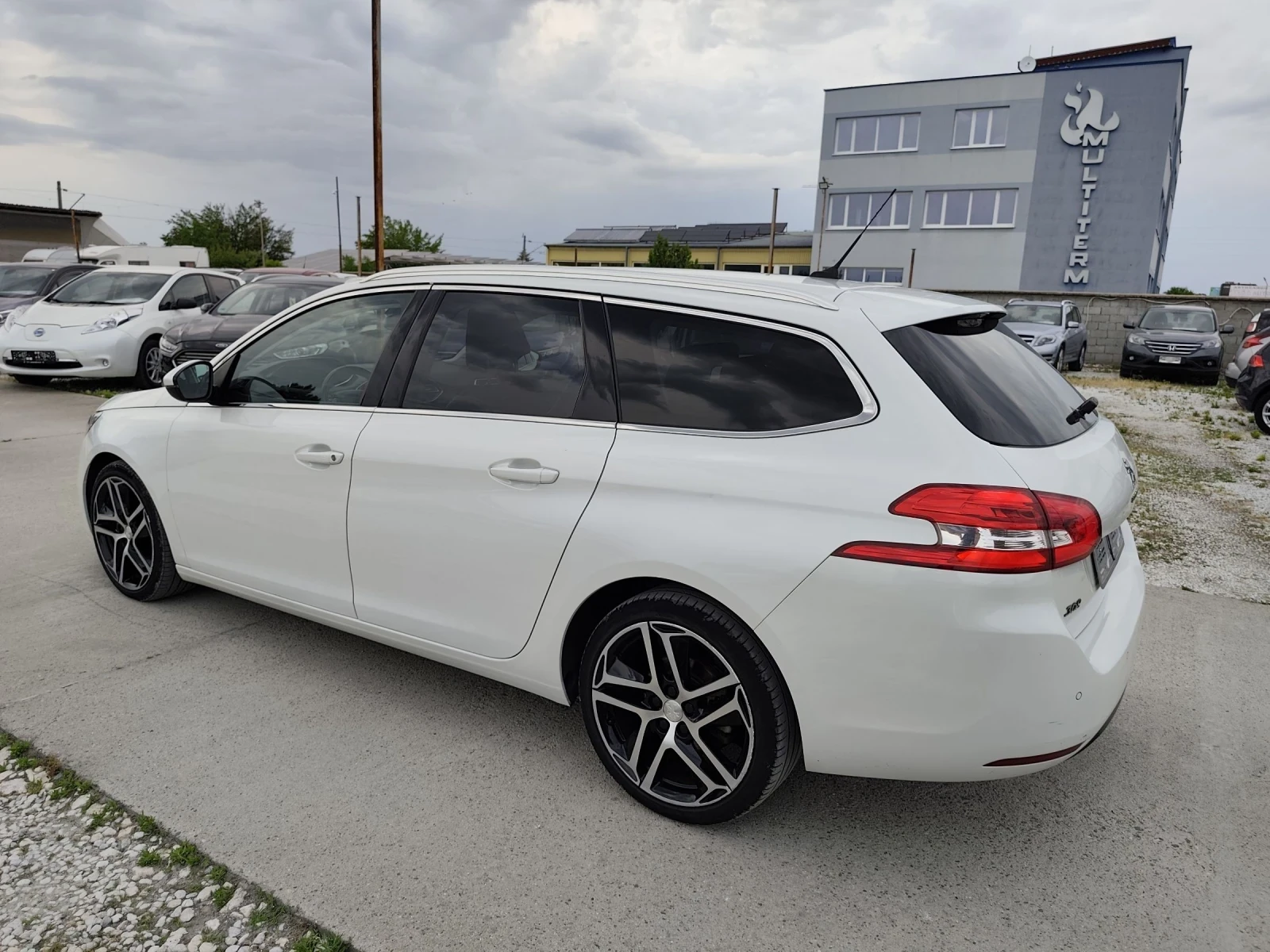 Peugeot 308 1.6HDI, 120кс, Allure, снимка 6 - Автомобили и джипове - 54882016