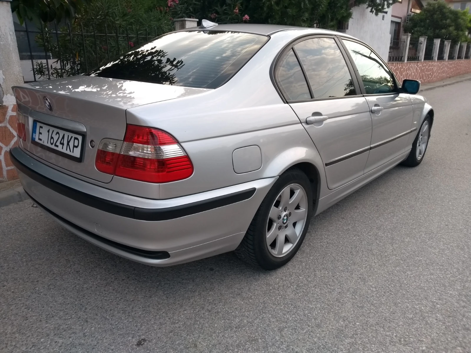 BMW 320 TDI, снимка 4 - Автомобили и джипове - 54962402