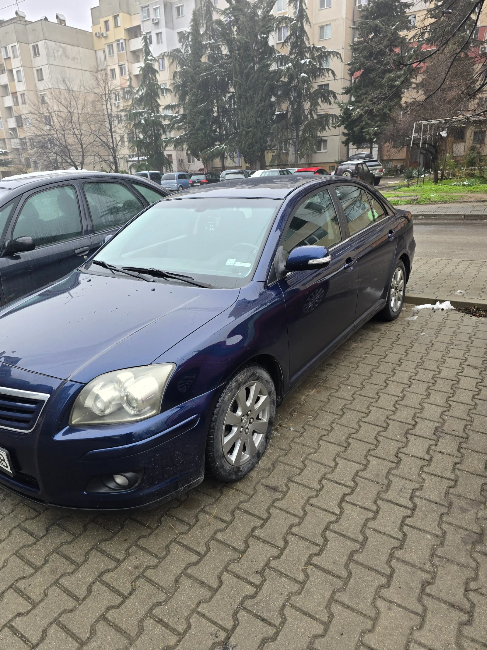 Toyota Avensis 2.0, снимка 9 - Автомобили и джипове - 55419295
