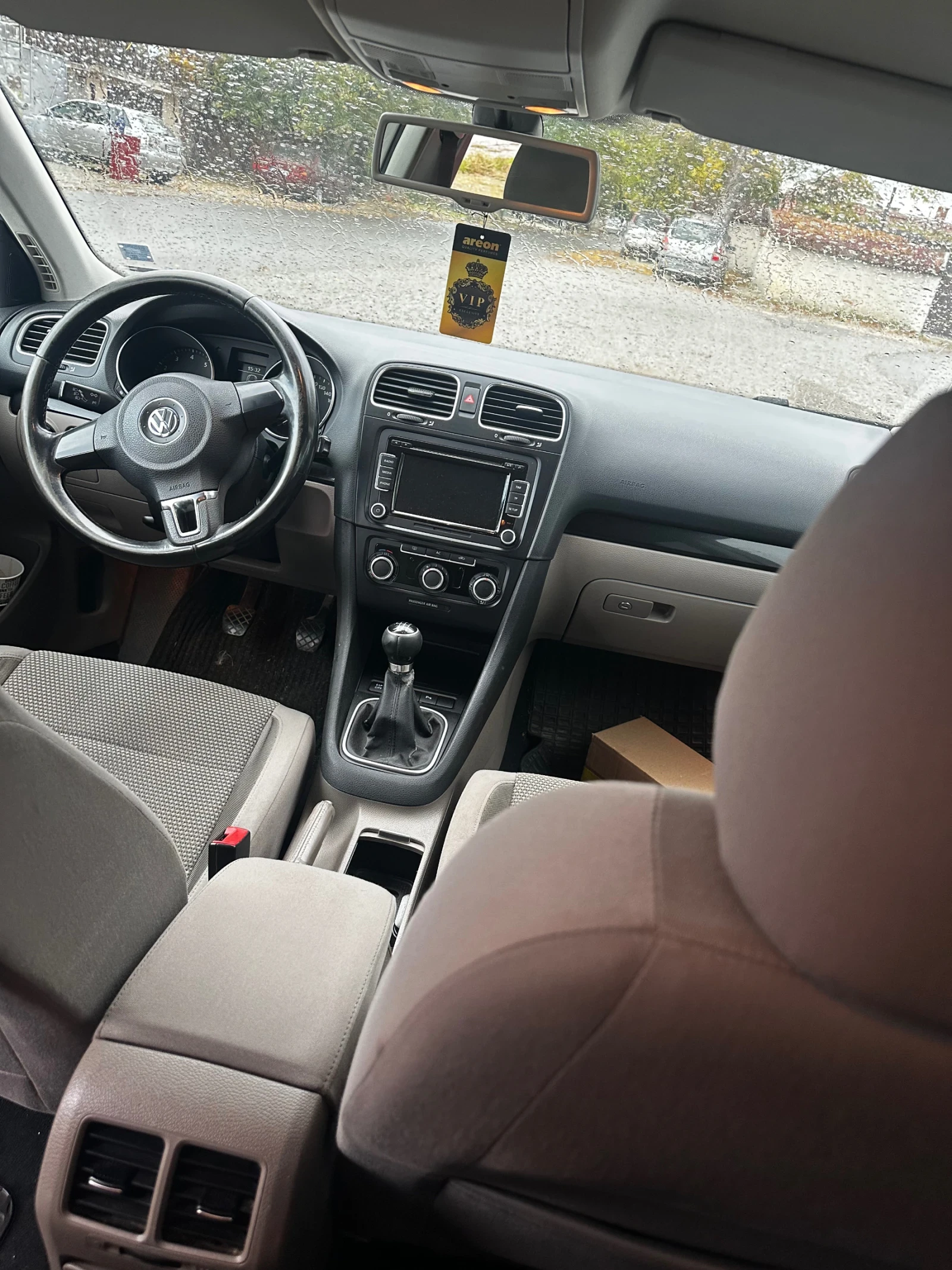 VW Golf, снимка 7 - Автомобили и джипове - 55621763
