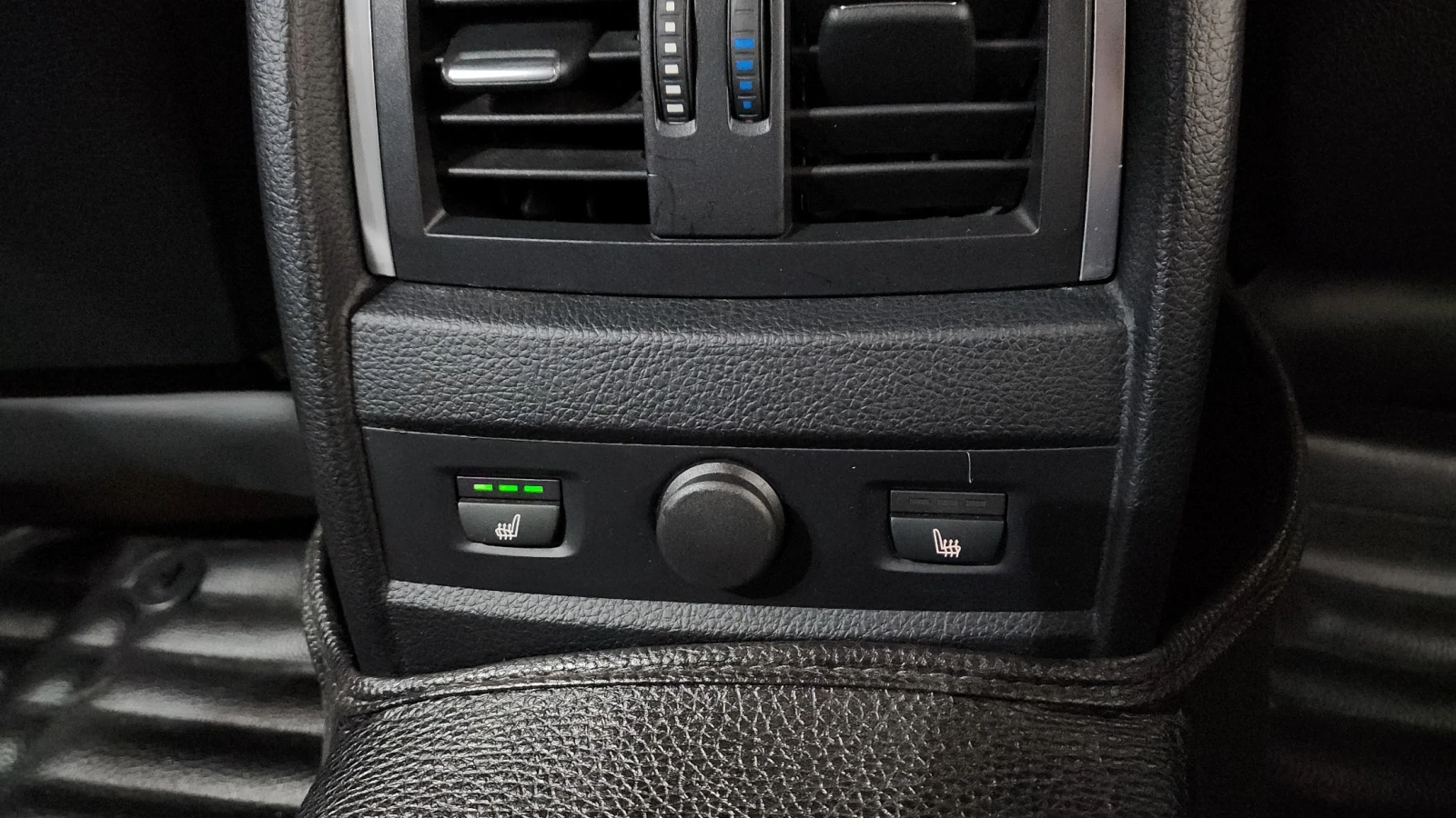 BMW 330 M SHADOW* HEAD UP* DIGITAL COCKPIT* PANO* 360* , снимка 15 - Автомобили и джипове - 55691956
