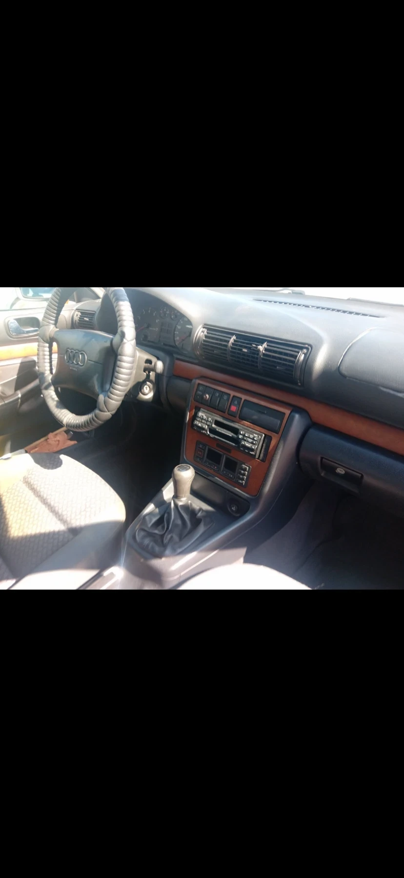 Audi A4 1, 8 бензин, снимка 7 - Автомобили и джипове - 55740890