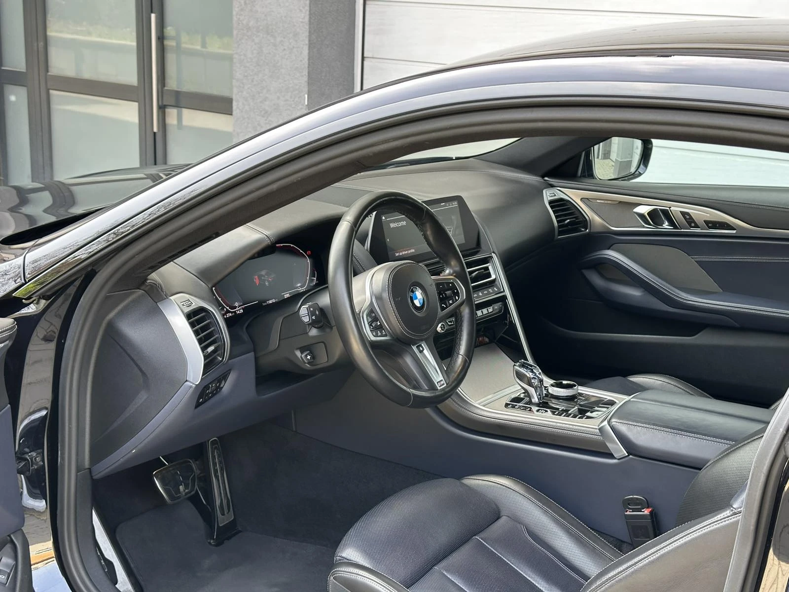 BMW 850 840 M пакет / Individual / FULL екстри, снимка 6 - Автомобили и джипове - 56254666